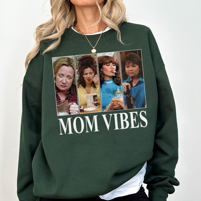 Mom Vibes 70s Retro Graphic T-Shirt/Sweatshirt/Hoodie